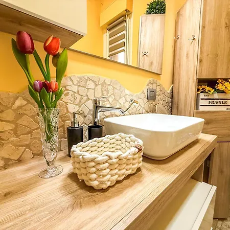 Columbia Apartment, Vicino Al Mare Rif A822 Appartement