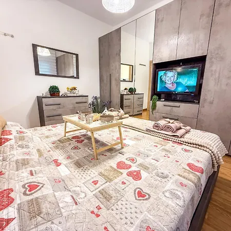 Columbia Apartment, Vicino Al Mare Rif A822 Appartement